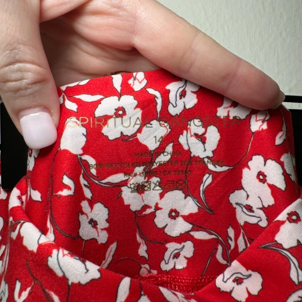 Spiritual Gangster Leggings Girl's Size 14 Red Floral Performance Yoga Active